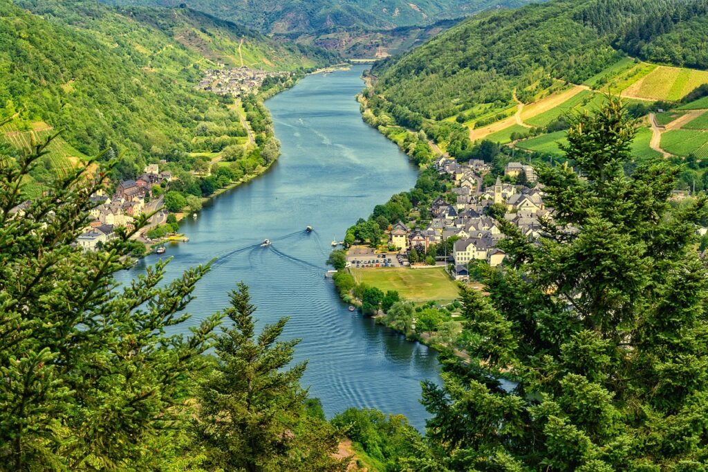 river, nature, mosel, view, vineyards, sachsen, germany, outlook, landscape, weltkulturebe, river landscape, home, river, river, river, river, river, germany